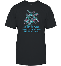 Load image into Gallery viewer, Into The Ocean I Go To Lose My Mind Find My Soul Turtle Men Cotton T-Shirt