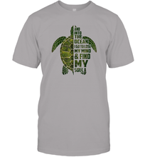Load image into Gallery viewer, And into the ocean i go to lose my mind and find my soul tees Men Cotton T-Shirt